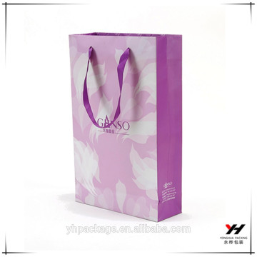 2018 bolsas de regalo de papel de embalaje de logotipo púrpura de encargo